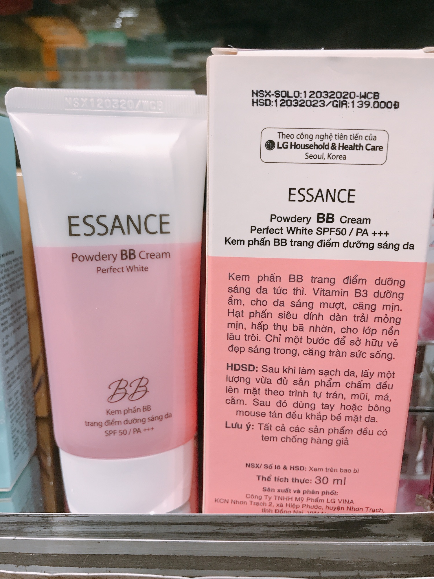 Kem BB trắng hồng Esance SPF50+
