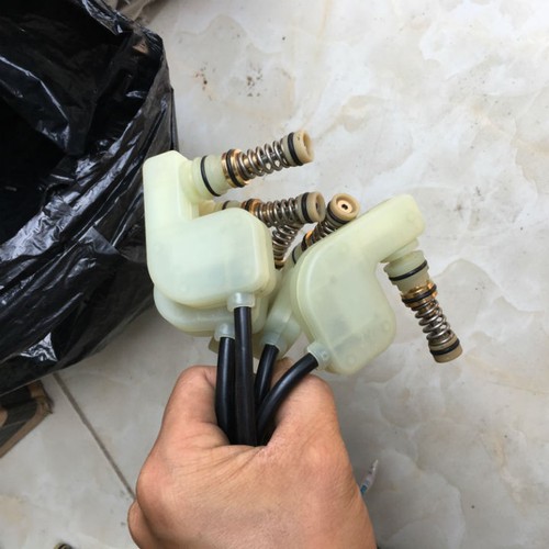Role áp lực máy rửa xe - role cong.