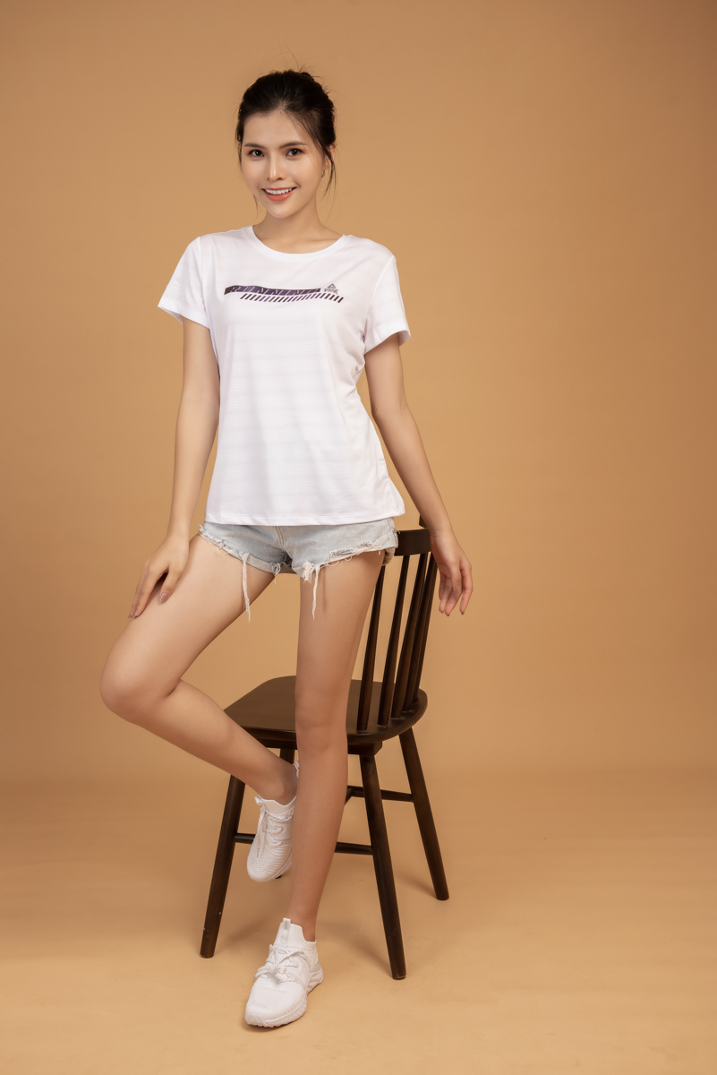 Áo Cổ Tròn Thể Thao Nữ Peak FW602558
