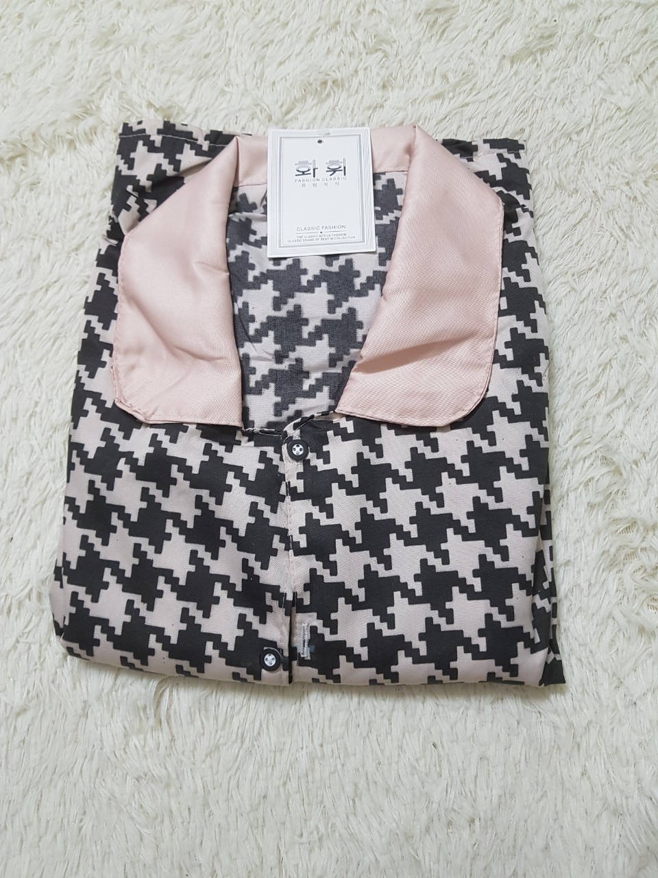 Bộ pijama tay dài quần dài cổ sen