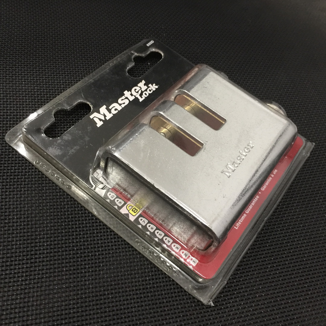 Ổ khóa cầu ngang Master Lock 695 D - MITISHOP