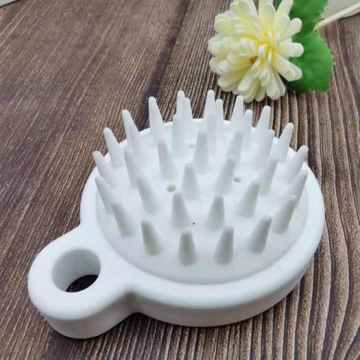 Bàn chải gội đầu trắng silicon mềm giúp thư giãn da đầu
