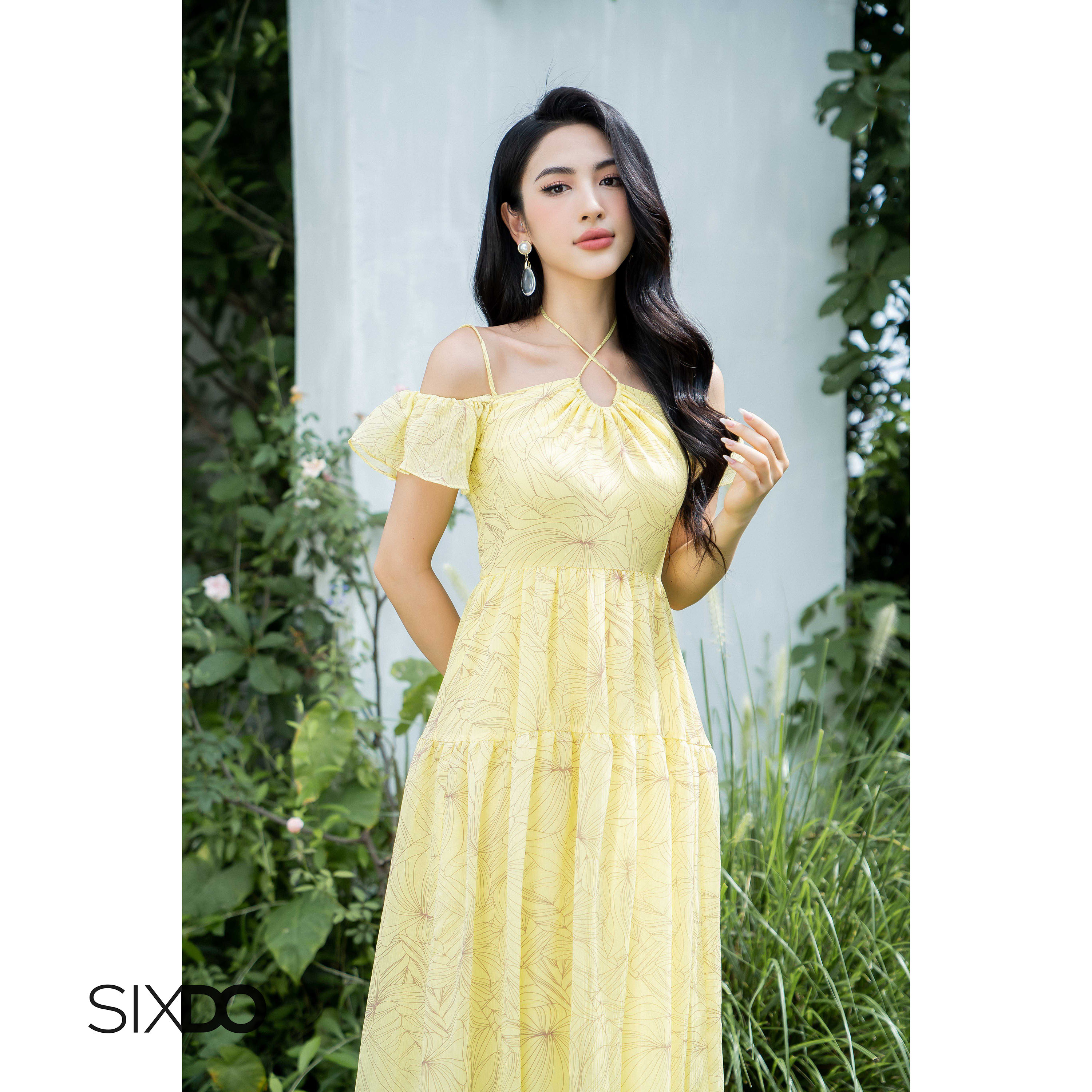 Đầm voan hoa trễ vai dây cổ SIXDO (Floral Midi Voile Dress)