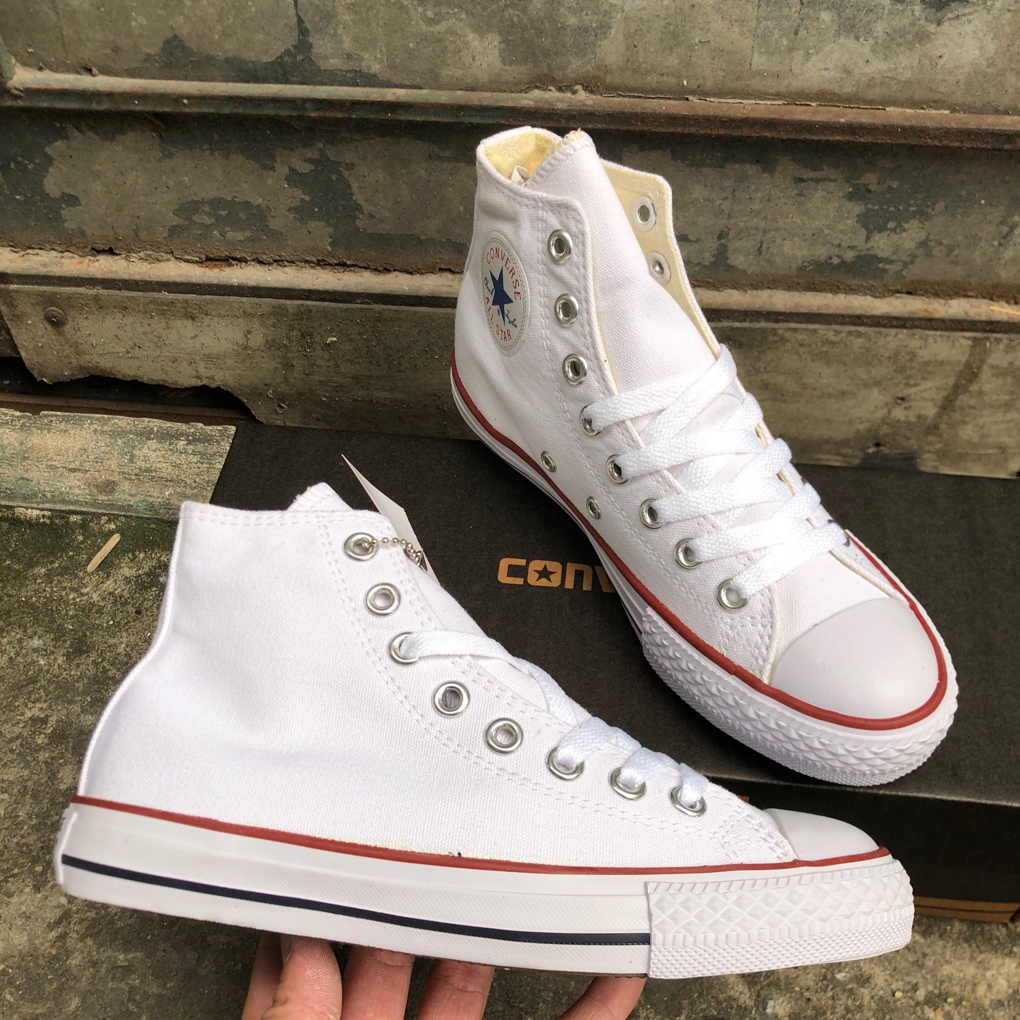 GIÀY CONVERSE TRẮNG cao cổ (Full box, tag)