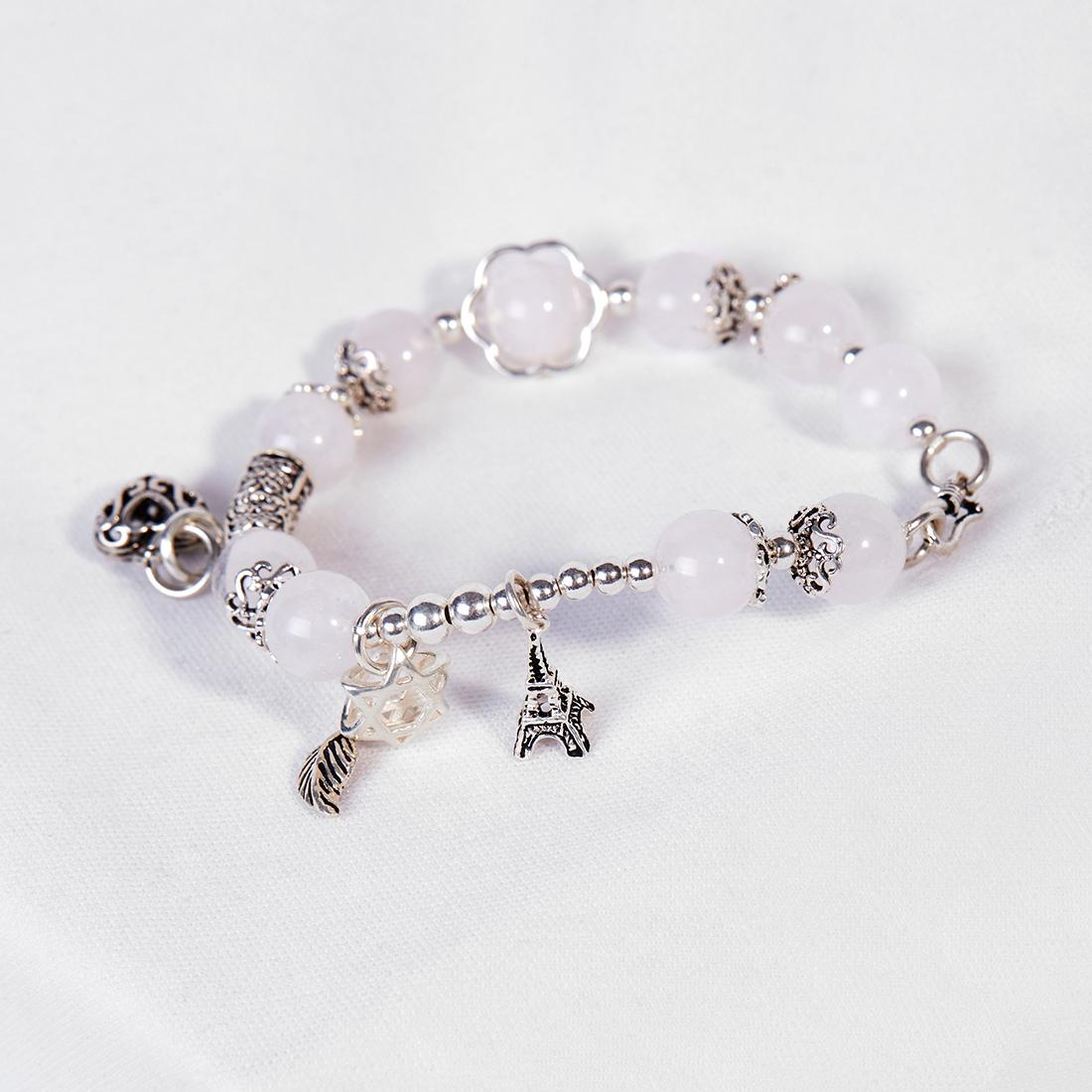 Vòng Tay Đá Thạch Anh Ưu Linh Trắng Phối Charm Trái Tim Bạc