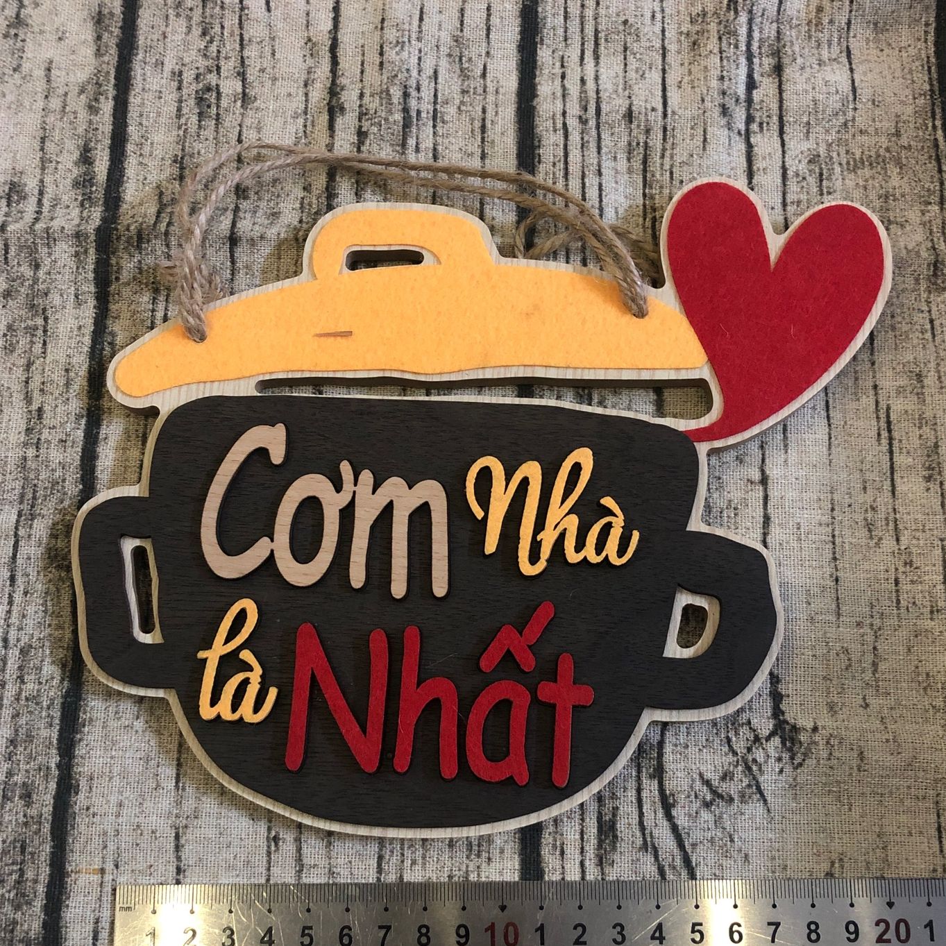 Bảng gỗ, tranh gỗ trang trí tranh gỗ decor  Cơm nhà là nhất
