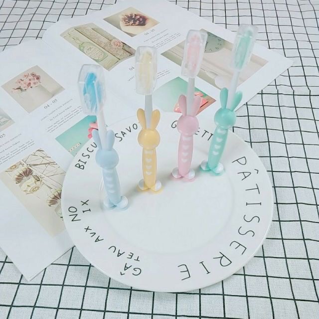 Set 4 bàn chải đánh răng cho bé hình thỏ gấu cho bé