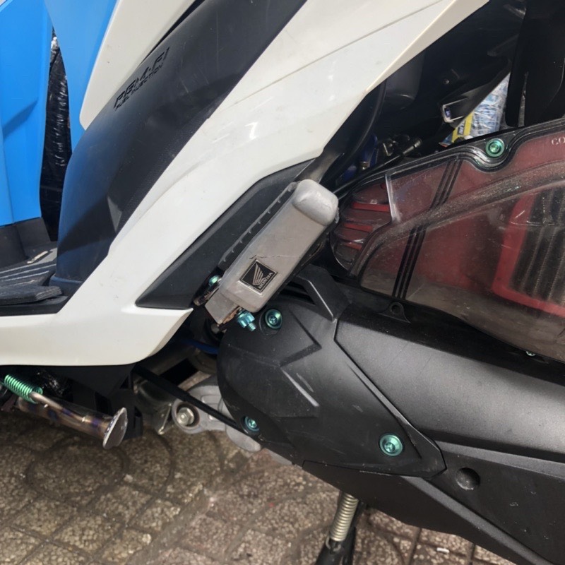 Gác Chân Sau Cúp 125 Thailand A100