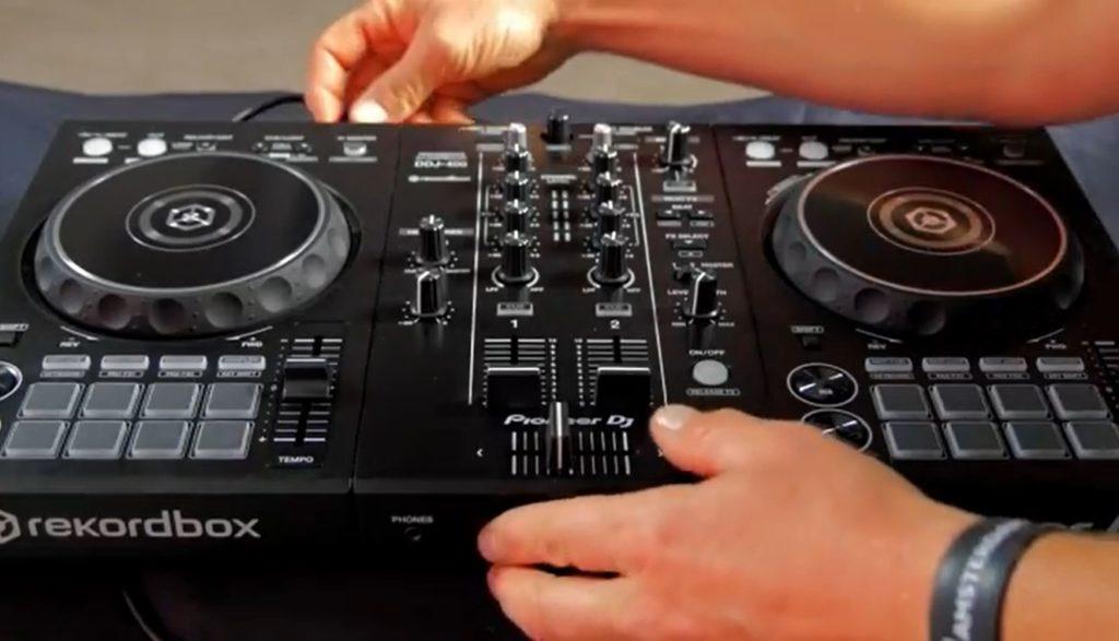 DDJ-400