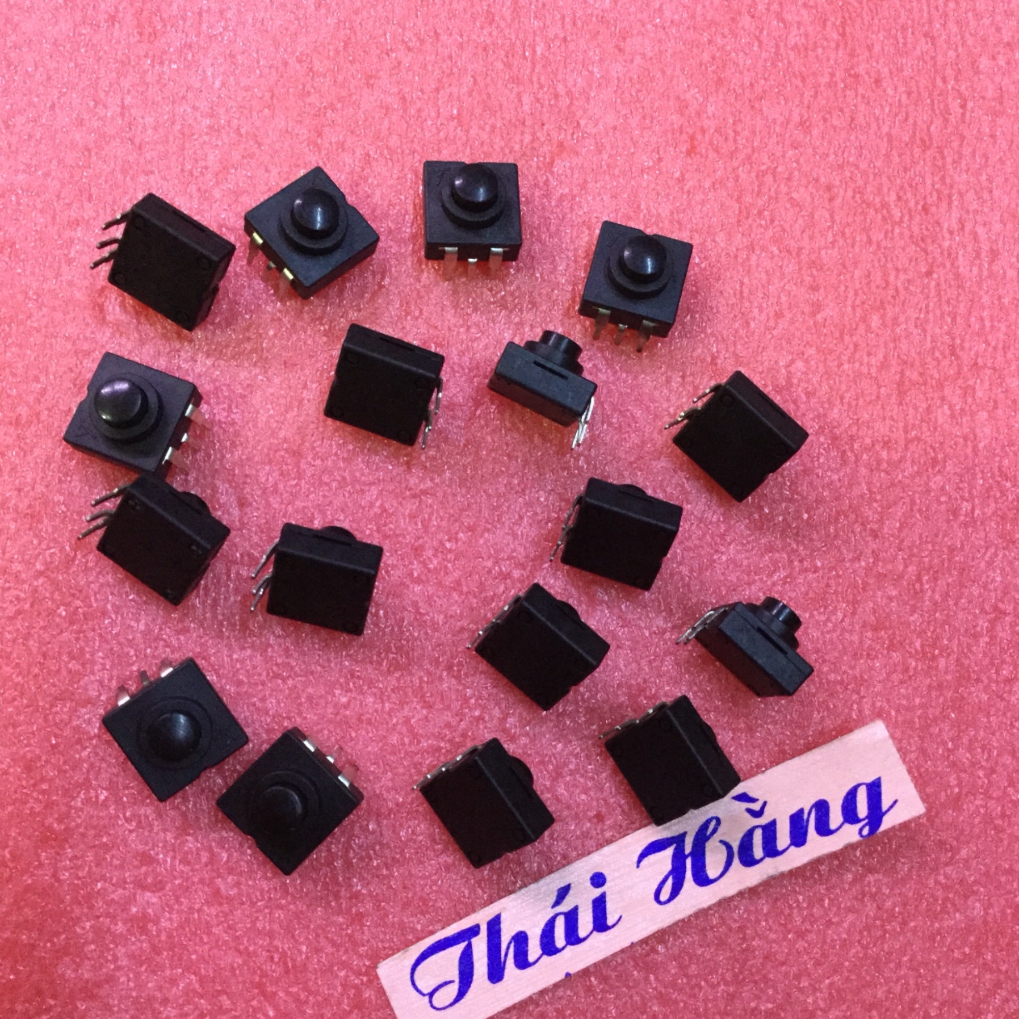 Công tắc đèn pin 3 chân (10 chiếc )