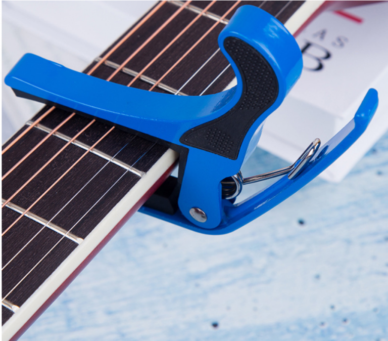 Capo kẹp đàn guitar ukulele tốt Fender