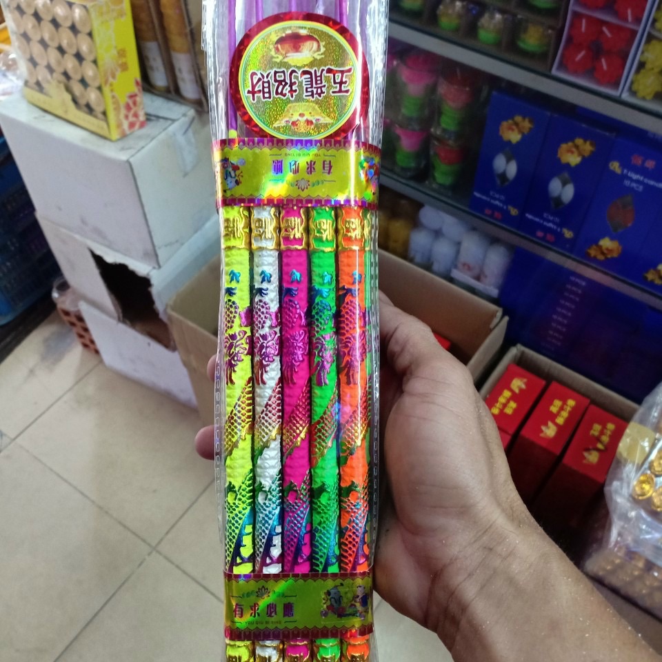 [HCM]Nhang thần tài 5 cây không khói thơm