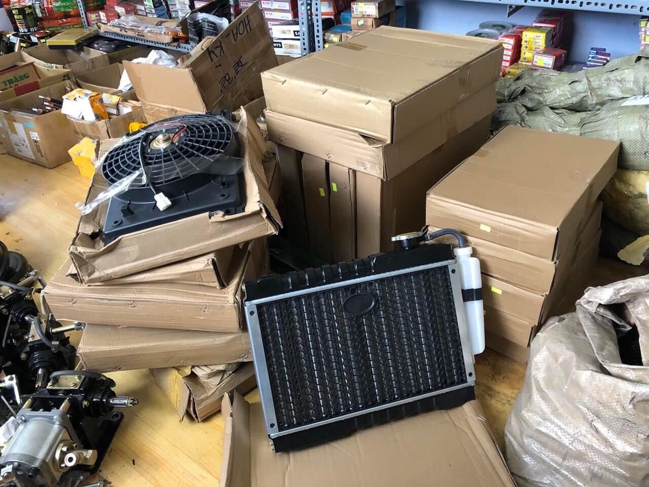 Két nước xe ba gác