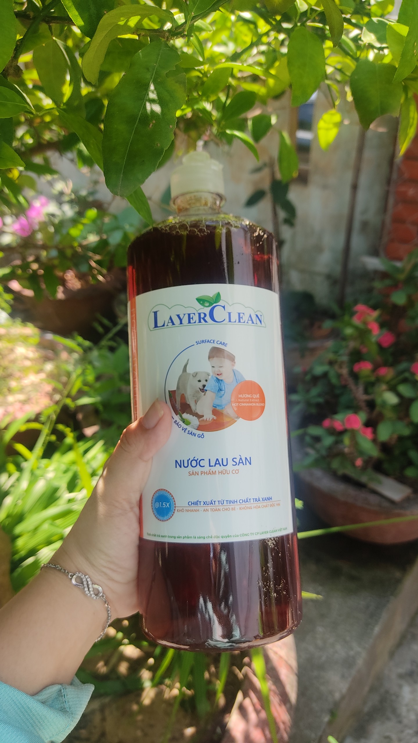 NƯỚC LAU SÀN LAYER CLEAN  1.25L