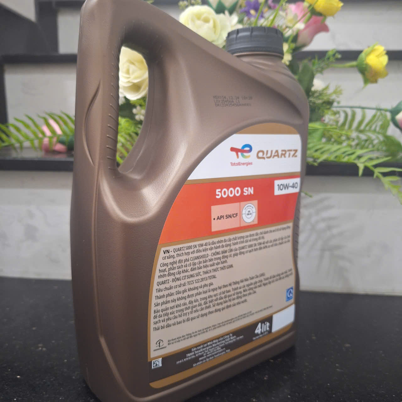 Dầu động cơ cao cấp TOTAL QUARTZ 5000 10W40 4L