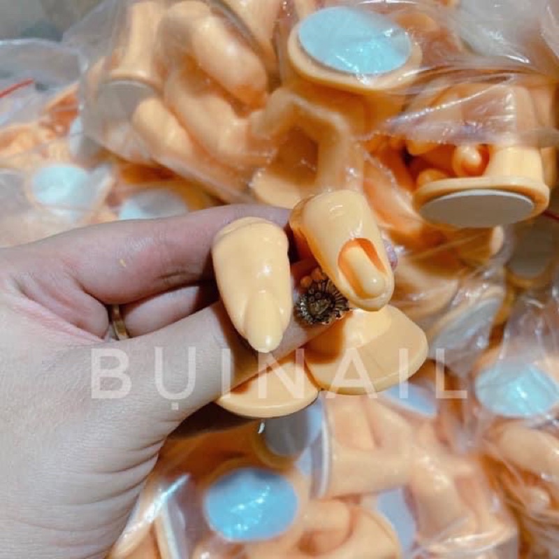 Ngón tay kê tập vẽ