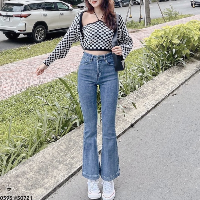 Quần Jean Ống Loe Form Dài - Leda