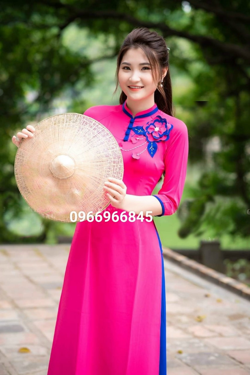 Áo dài lụa mỹ đính hoa trẻ trung - Áo Dài Đan Linh