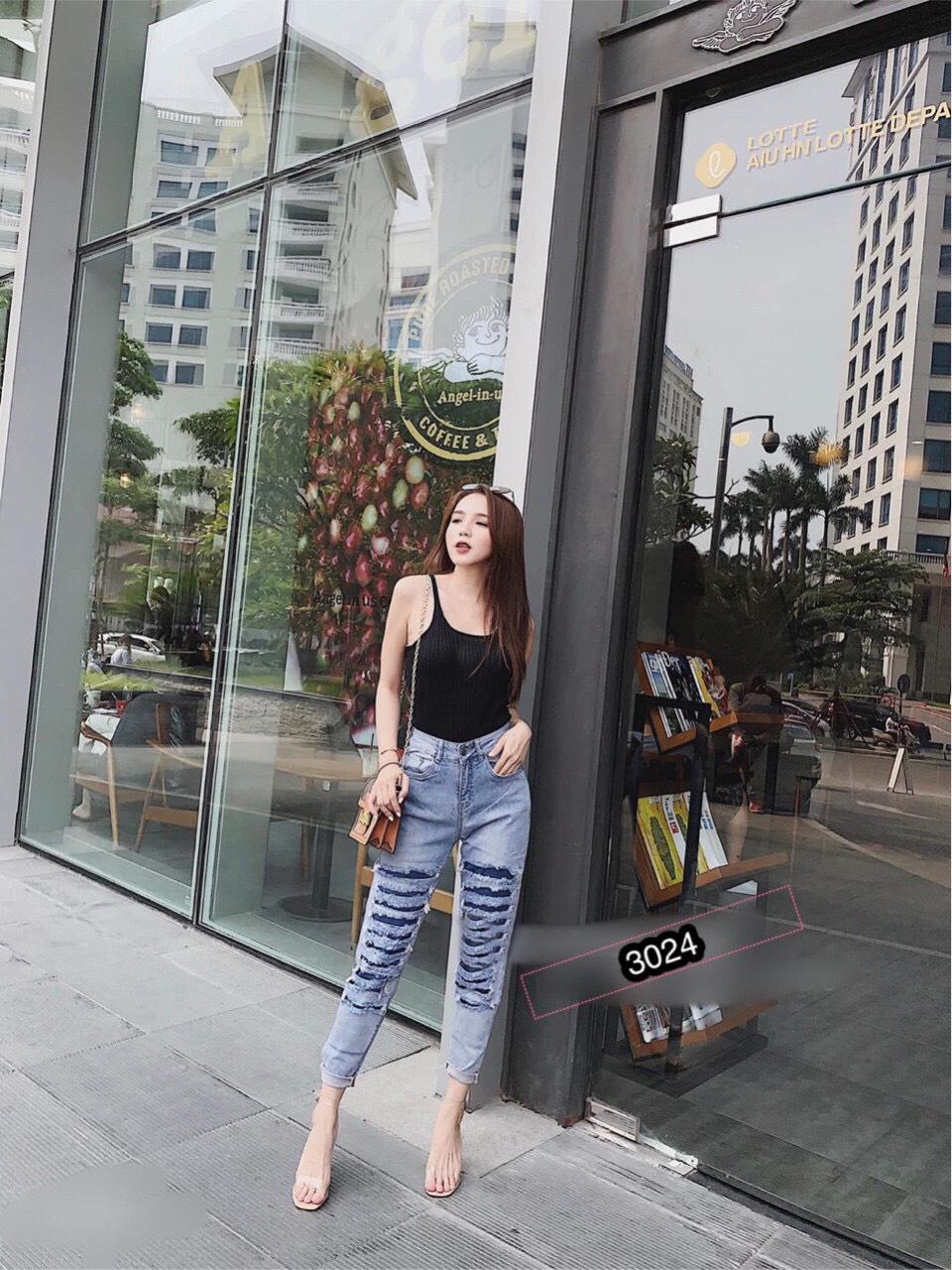 Quần Jeans Nữ Rách Gối Cao Cấp OHS3024