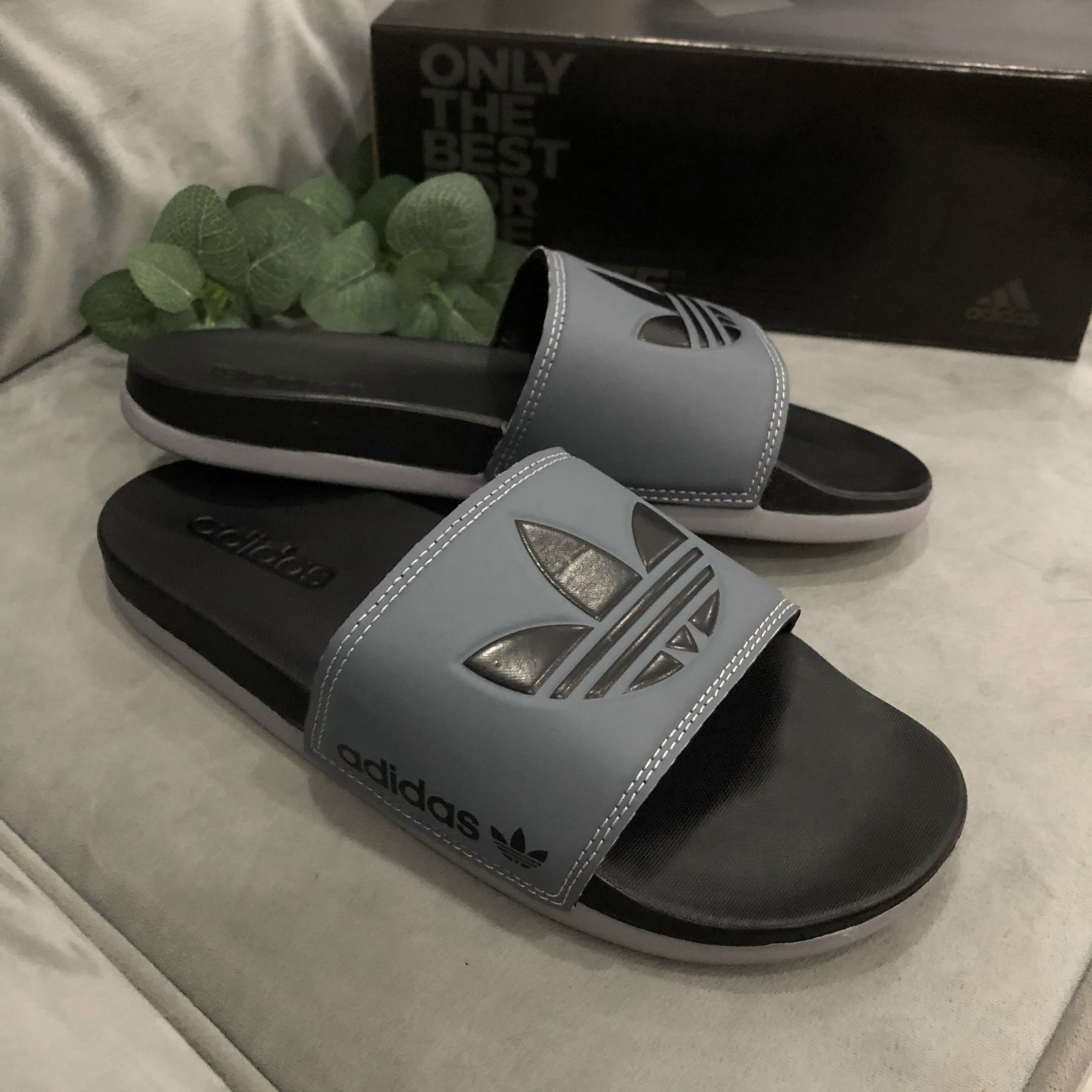 Dép adidas nam plus bông lúa xám