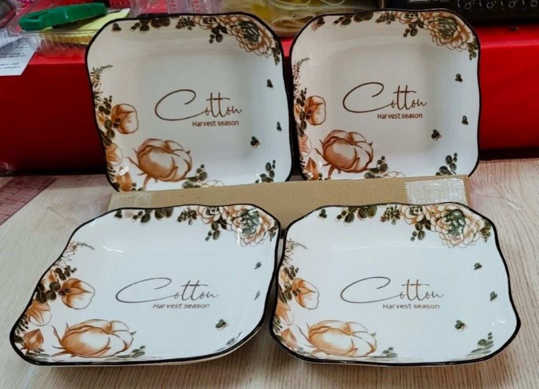 DĨA VUÔNG GỐM SỨ HOA VĂN COTTON 18CM (CỠ 8)