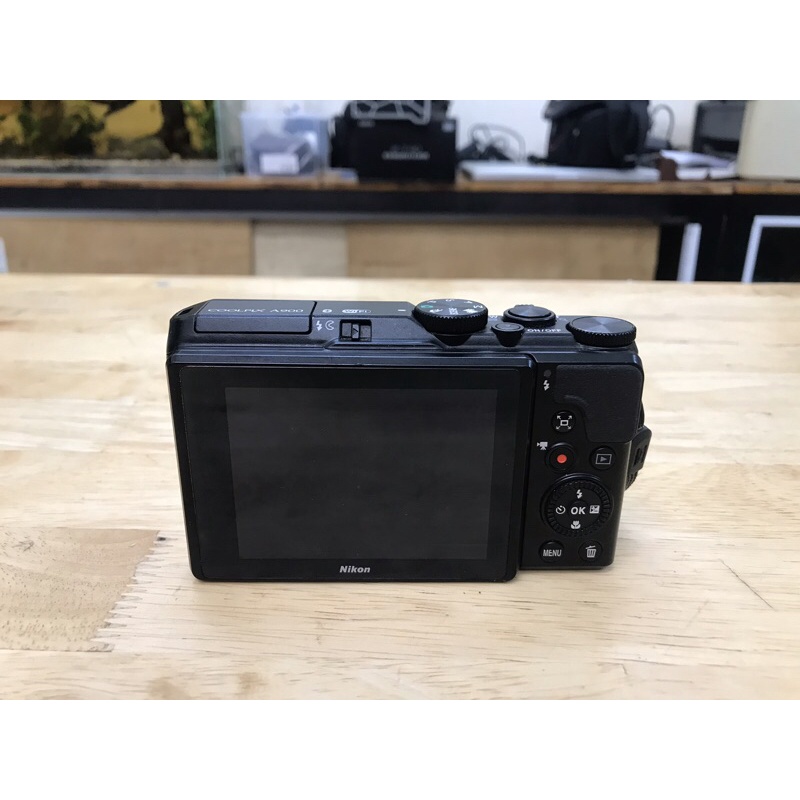 Máy Ảnh Nikon A900