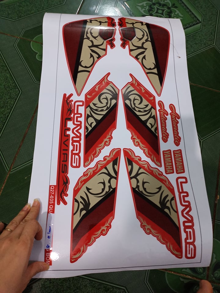 Tem rời luvias hoa văn đỏ