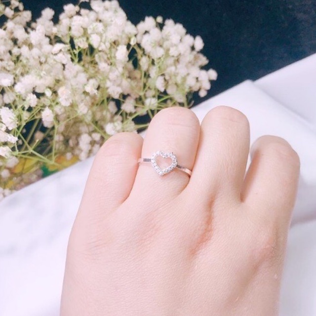Nhẫn nữ tim đính đá bạc ta cá tính