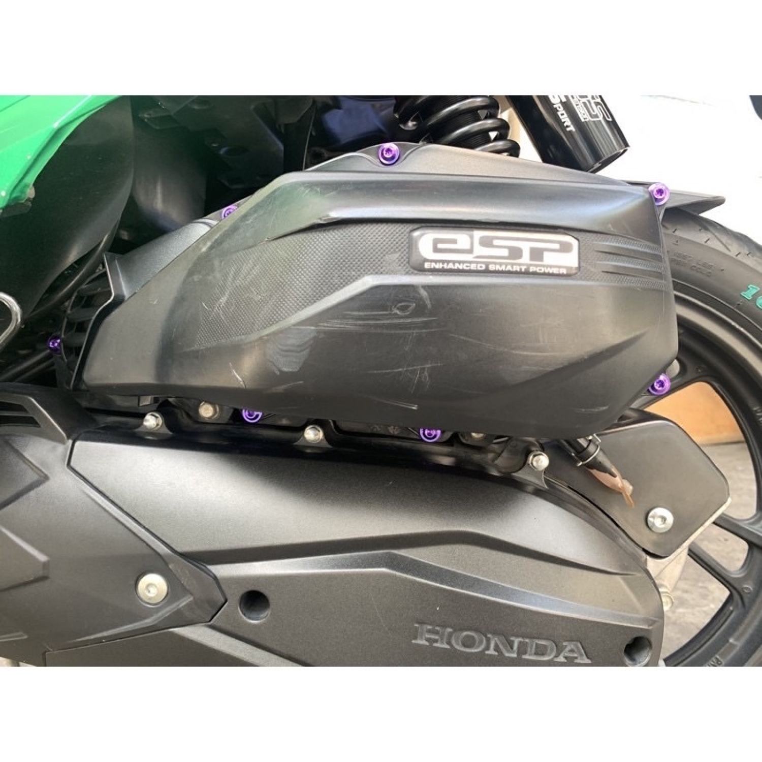 Combo 7 Ốc Titan Gr5 Pô E VARIO/CLICK/AB/PCX/SH MODE/VISION