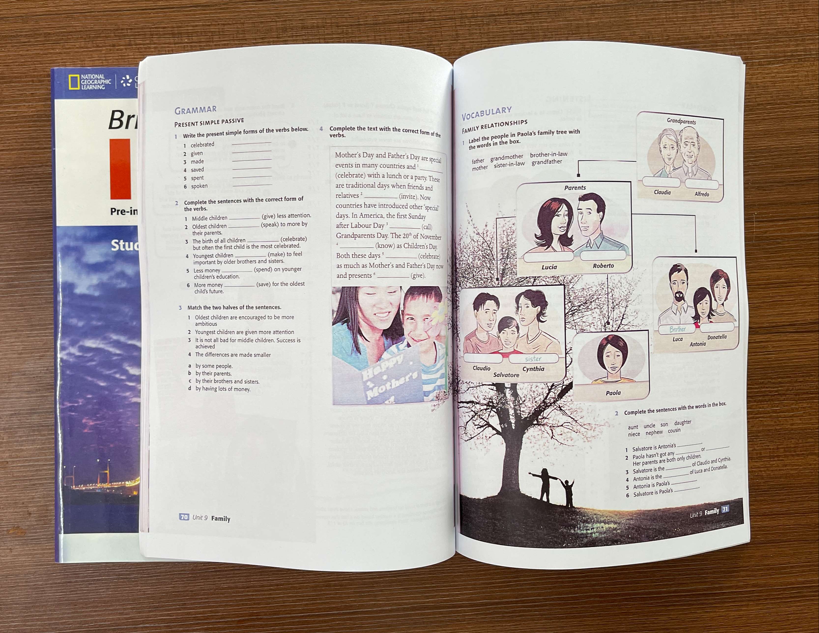 Sách Bridge to IELTS Student Book&Work Book ,file nghe được gửi qua mail