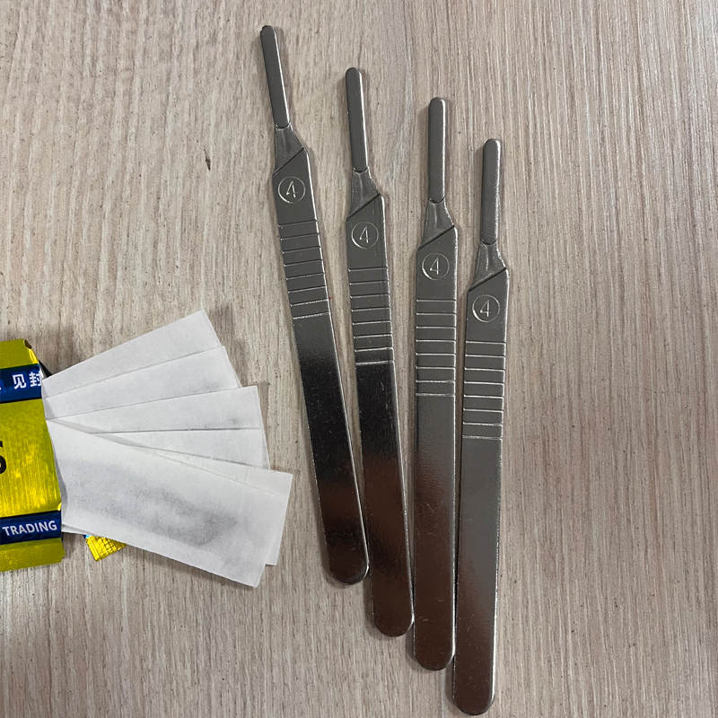 (Tặng 10 lưỡi dao 23# )Dao mổ y tế sô 4 Dao thiến heo cán dao mổ số 4