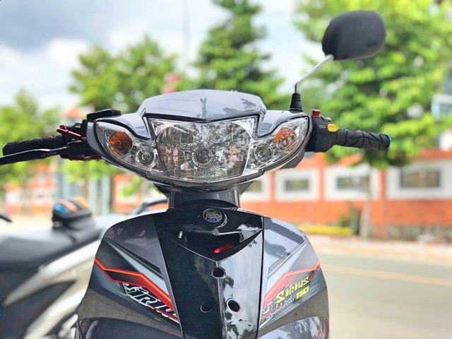 Tem rời sirius dán xe xám xi măng