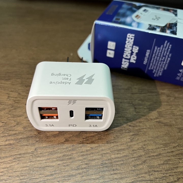Củ Sạc 4 cổng USB + 1 PD Sạc Nhanh Cho iPhone Samsung Xiaomi