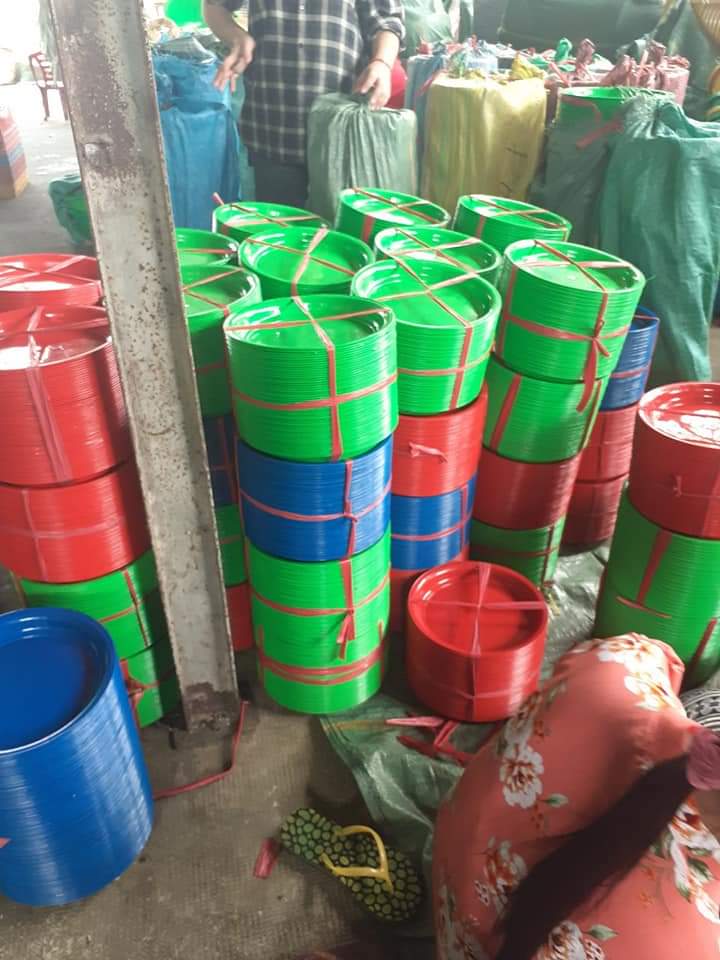 Khay nhựa hứng phân lồng chim