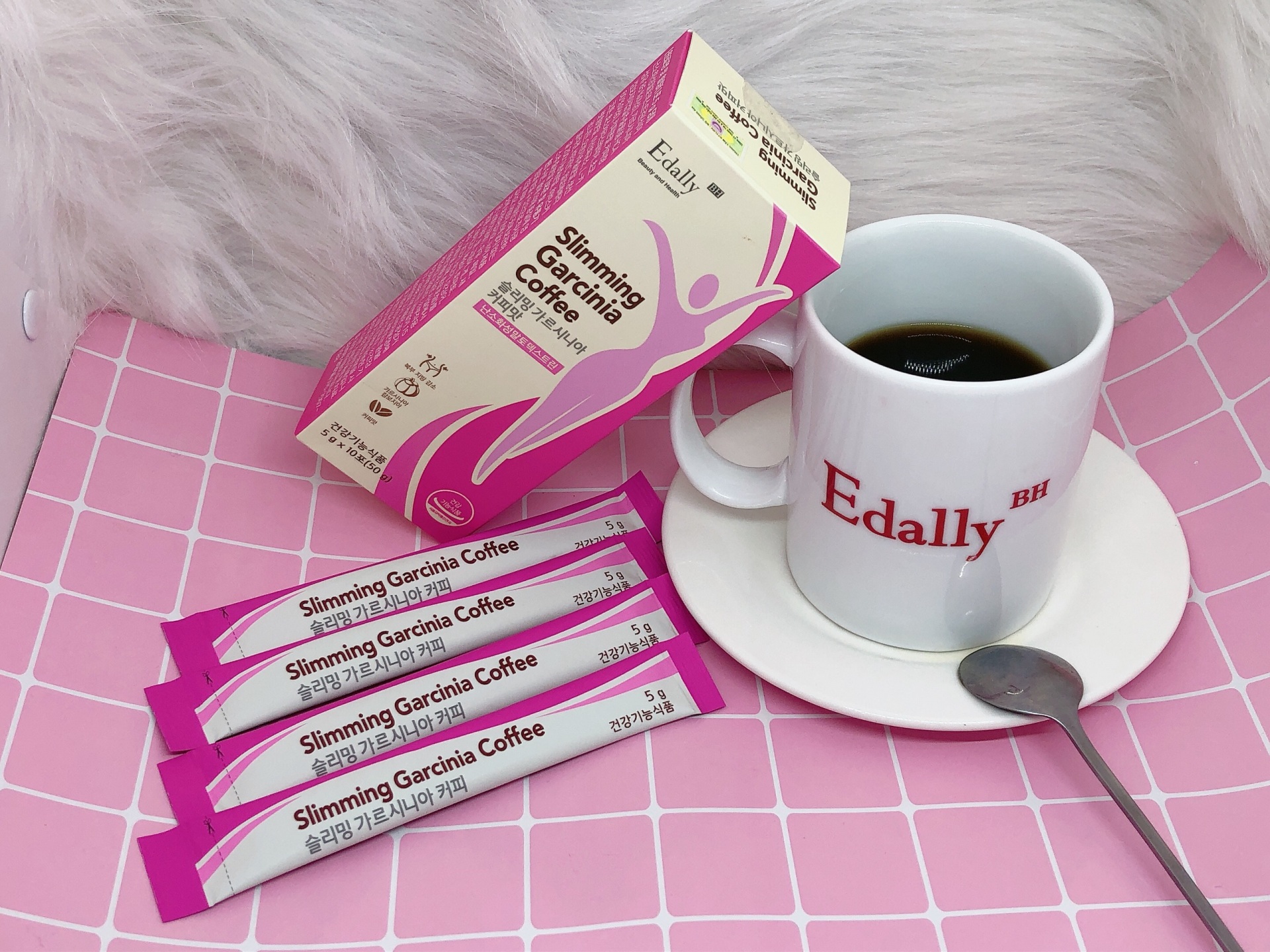 [HCM]Cafe giảm cân Edally Slimming Garcinia Coffee