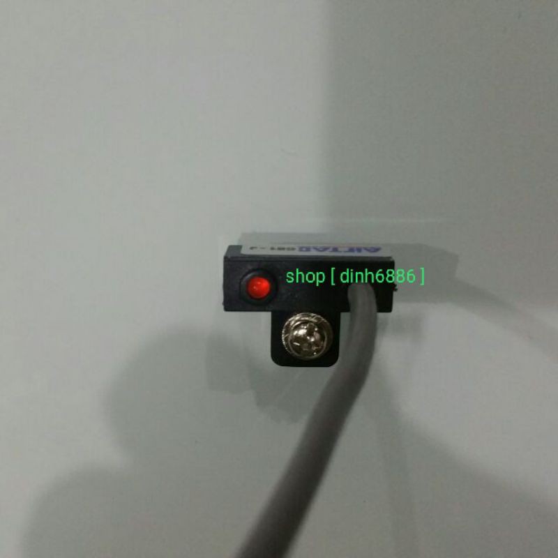 Cảm biến xylanh Airtac CS1-J