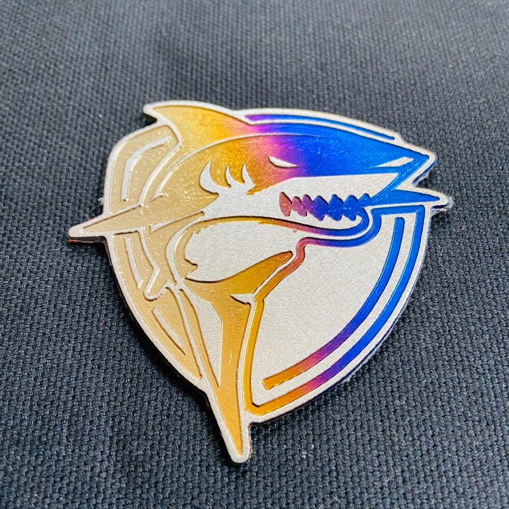 Tem nổi titan logo cá mập biển sâu cực chất - tem nổi titan
