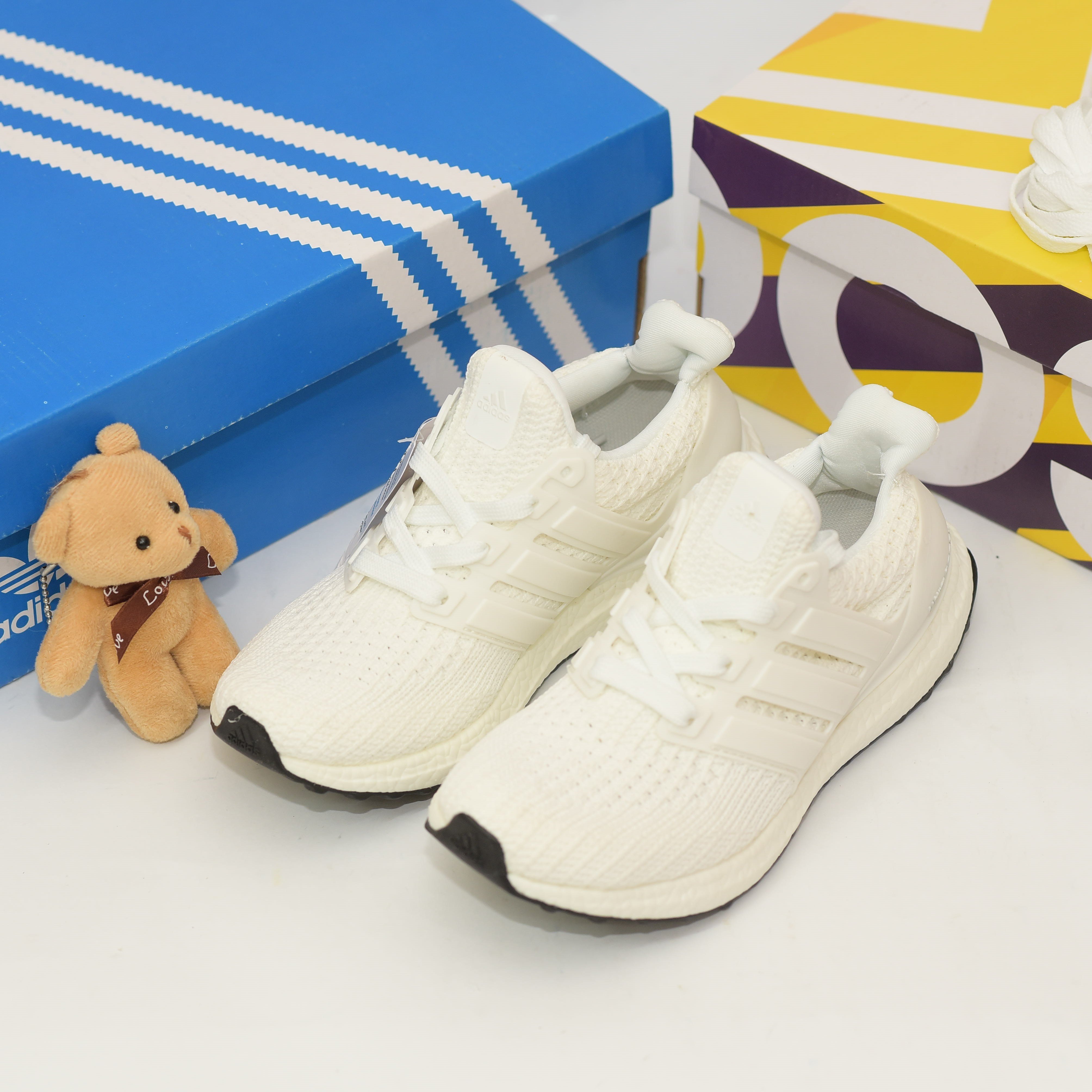 [Siêu Sale] Giày Sneaker Nam Nữ Ultraboost 4.0 Trắng (Fullbox+ Tặng hộp bảo vệ box)
