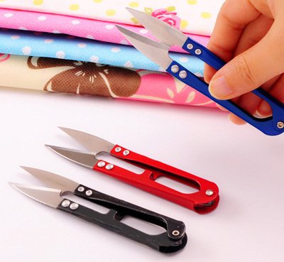 Kéo cắt chỉ - cán nhựa - cán sắt qt72
