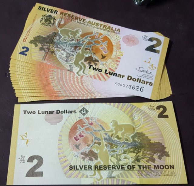 2$ Australia in hình Dê- Gà- Khỉ