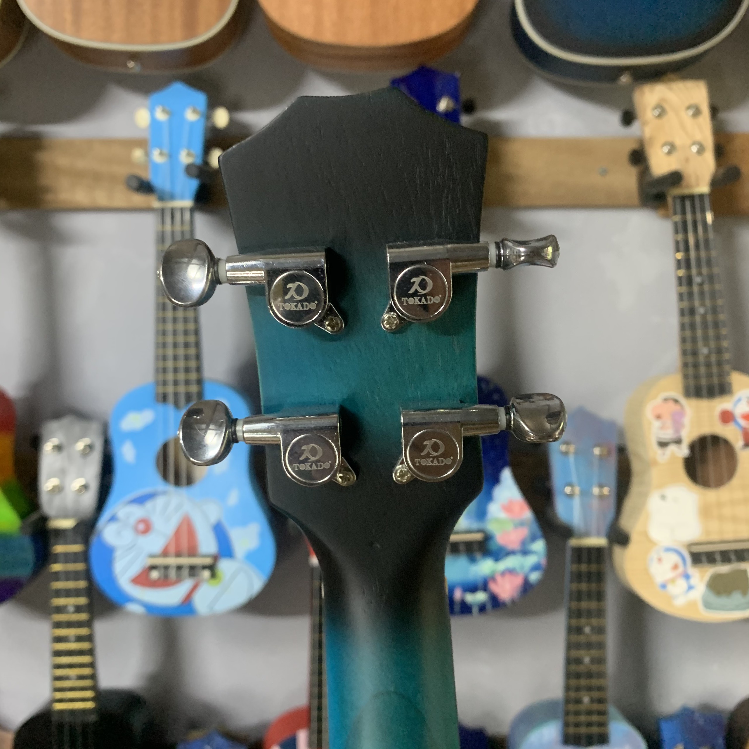 ĐÀN UKULELE CONCERT 23' TOKADO T14