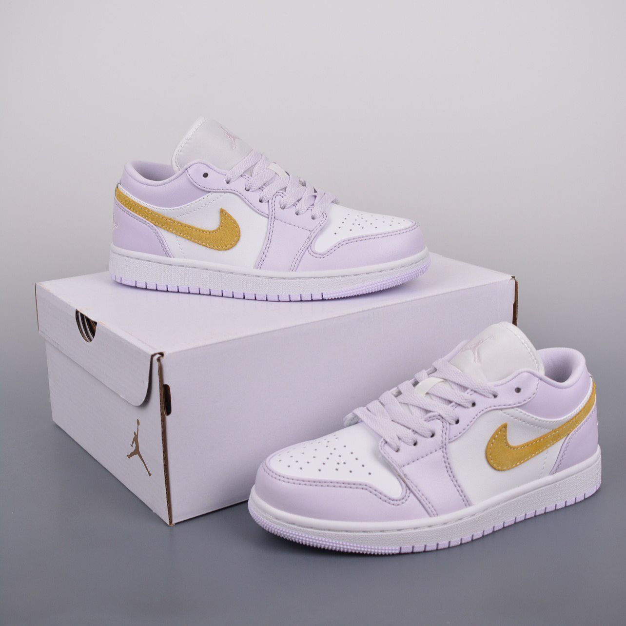 Nike Air Jordan 1 Low 'Barely Grape' DC0774