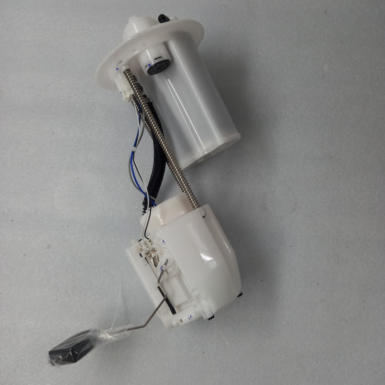 CỤM BƠM XĂNG TOYOTA VIOS 2008-2013