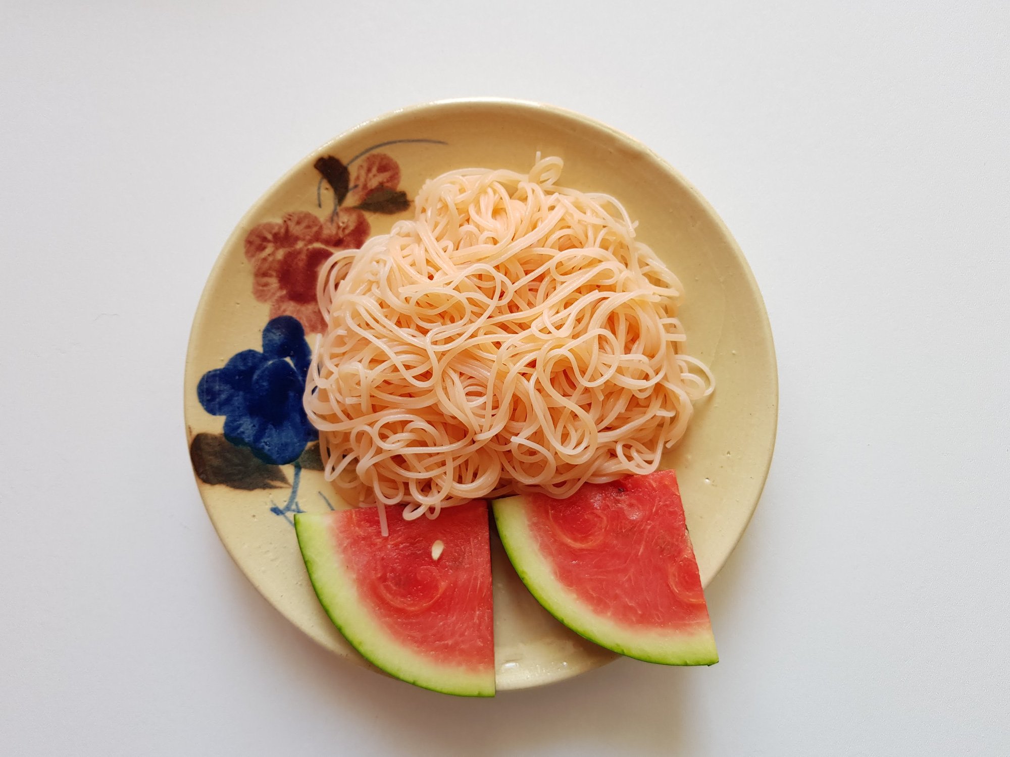 Watermelon Noodles Mr rice 200gr/package
