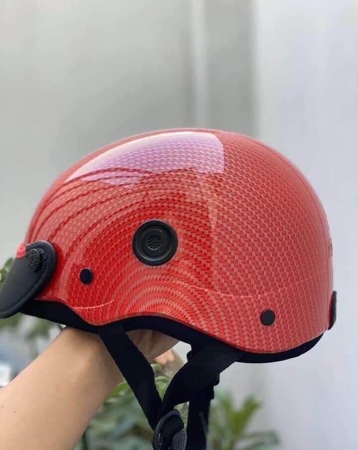 MŨ BẢO HIỂM NÓN SƠN NHÚNG CACBON,PHONG CÁCH TRẺ TRUNG - NÓN BẢO HIỂM NỮA ĐẦU 1/2 QUAI LÓT CÓ LOGO