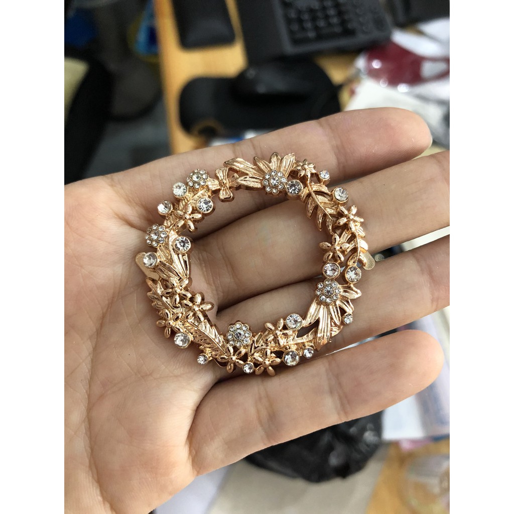 Round Border with Stones 4.7cm to Make a Handbag