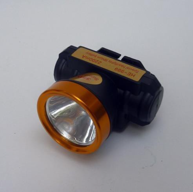 ĐÈN PIN ĐỘI ĐẦU A4