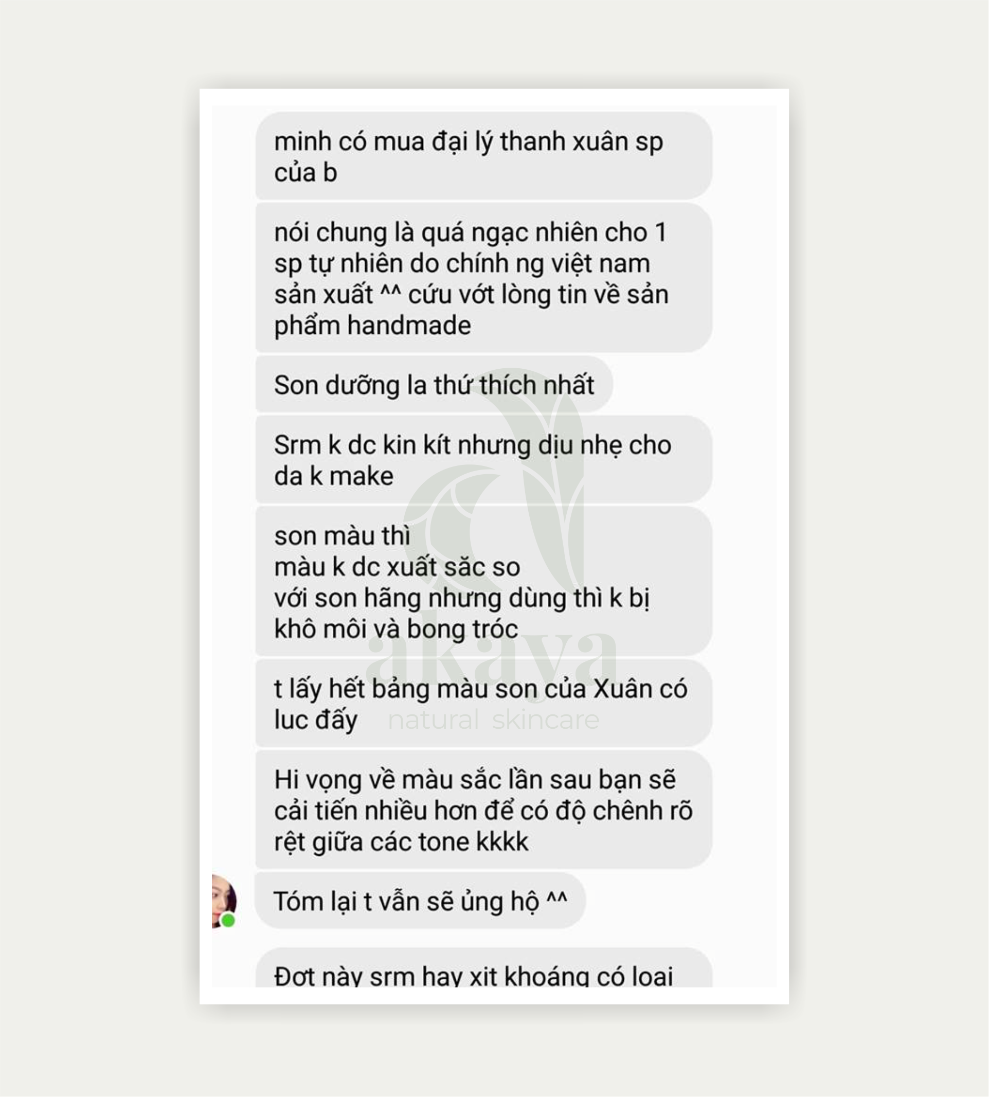 SON GẤC DƯỠNG MÔI AKAYA