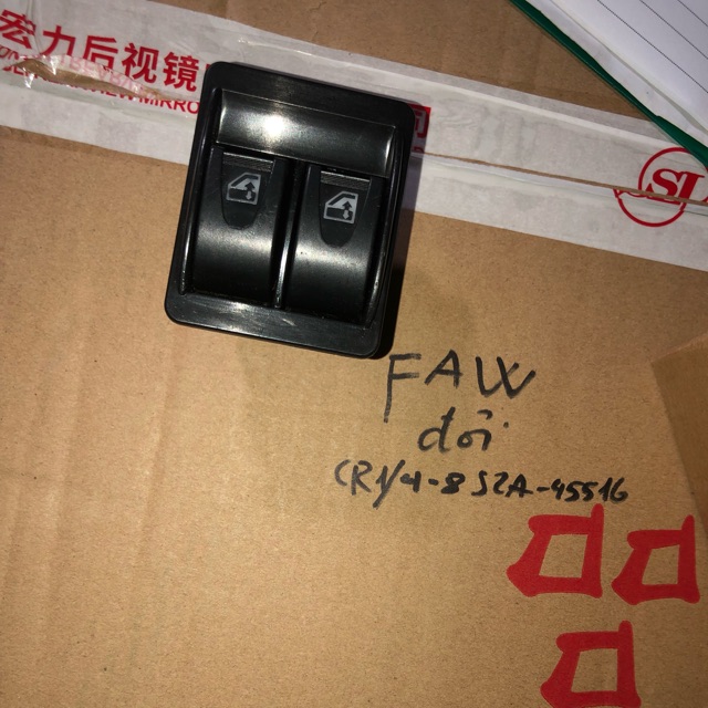 Công tắc lên kính faw đôi