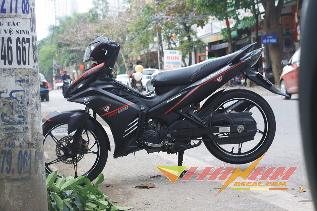 Tem Trùm Exciter 135 Đen Nhám Chỉ Đỏ